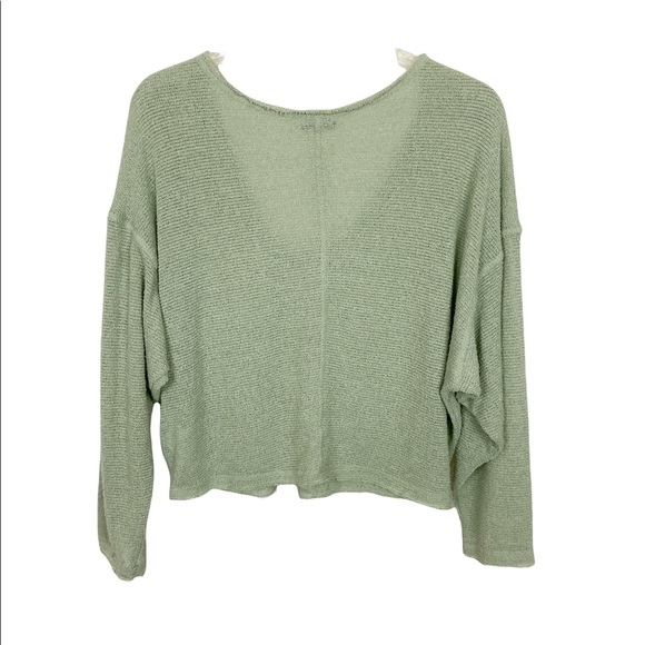 Urban Outfitters Oversized Boho Raw Edges Top Long Sleeve Sage Green Size Large - Picture 2 of 7